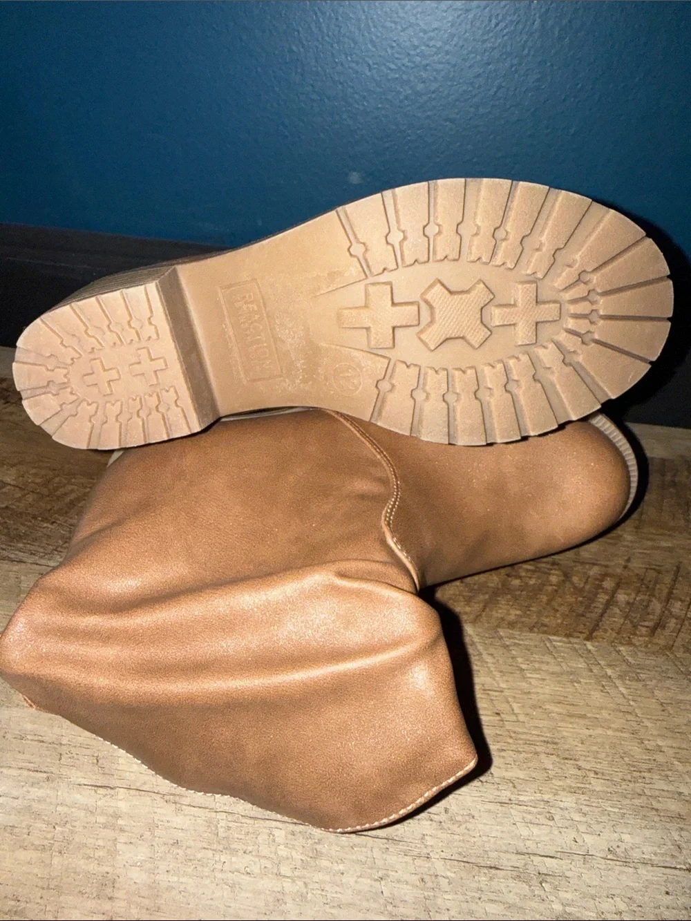 Reaction Kenneth Cole size 12
